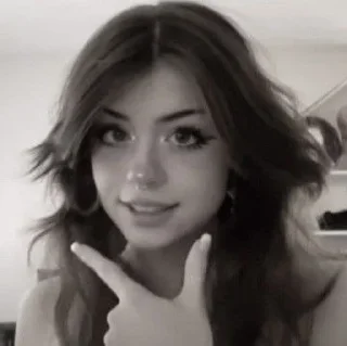 🍇 Hanna @cassanohelp, стікер Telegram 17 з 25