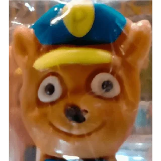 \ (°з°) /