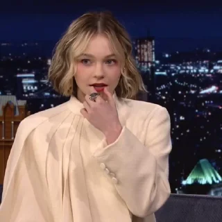 😍 Emma, sticker Telegram 16 sur 31