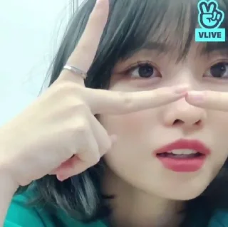✌️ momo / момо от @wunruby., стікер Telegram 13 з 15