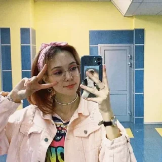 🌟 Girls, sticker Telegram 22 sur 22