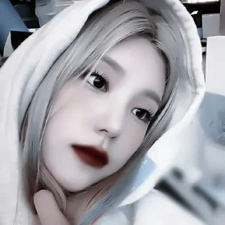 🪣 🪣 :; yeji :; by @ebanatnatria60, Telegram sticker 17 of 50