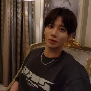 🐿️ —taehyun @arhitxt, стикер Telegram 14 из 17