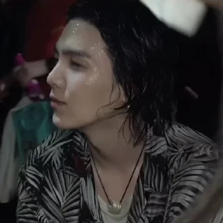 @mniyoongi