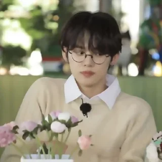 🎐 ⎘ yeonjun ¡! ֗ ִ ۫  ִֶָ  @vvloco, стікер Telegram 24 з 50