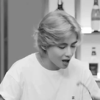💢 𝘁𝗮𝗲𝗵𝘆𝘂𝗻𝗴 [ @helpjki ], sticker Telegram 17 sur 30