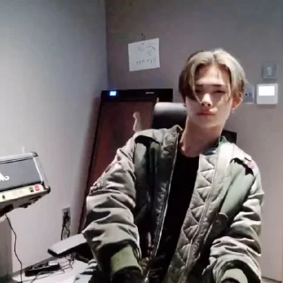🥝 (★) niki - @vichiriii, стікер Telegram 14 з 30