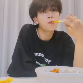 🍴 jeonghan @SSICTS, Telegram sticker 21 of 35