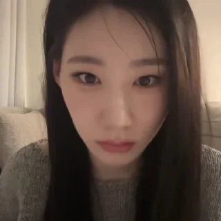 Chaeryeong @florahelp2