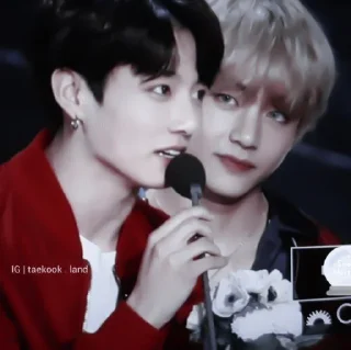 #𝐦𝐨𝐨𝐝: vkook ;: by @paradismaudit