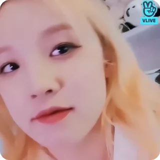 🧞‍♀️ #yuqi (🧞‍♀️) !! @ly3hp . . @ly3me, sticker Telegram 7 sur 50