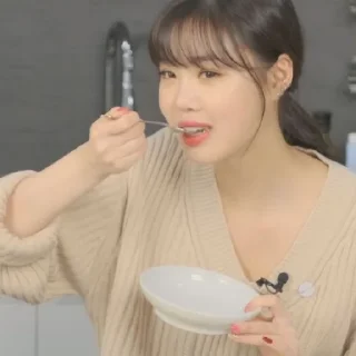 🛍️ soojin by @stikersbsbs, Telegram sticker 8 of 56