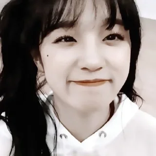 🌟 Yuqi @dkpopV, стікер Telegram 12 з 40