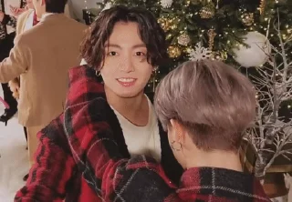 🫣 НОВЫЙ ГОД С BTS @hello_unnie, стікер Telegram 14 з 50