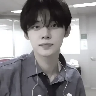 🩺 ˖ ་.YEONJUN ! ? ★ ▸ by @lomicor, стікер Telegram 20 з 40