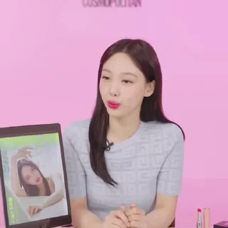 🦕 Nayeon @Florahelp2, sticker Telegram 9 sur 35
