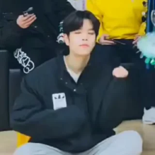SKZ WORLD DOMINATION V.4.0
