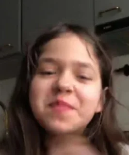 😋 Квинка слоумо, стікер Telegram 8 з 49
