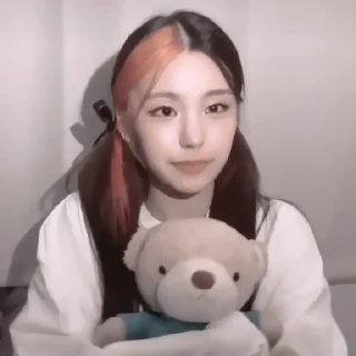 🎱 ˖ ་.YEJI ! ? ★ ▸ by @lomicor, стікер Telegram 24 з 55