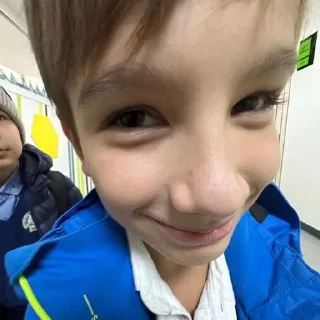 💗 David and Sasha, sticker Telegram 23 sur 53