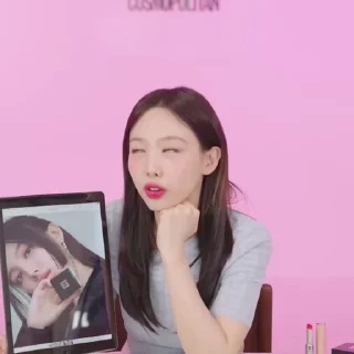 🦕 Nayeon @Florahelp2, Telegram sticker 15 of 35