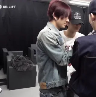 🎣 emoji ㅤㅤdouble puppy : @ev1he ’s turn Telegram sticker 3 of 25