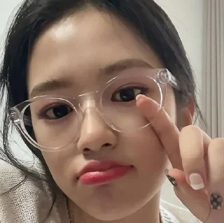 Sticker from ◞yujin→✰