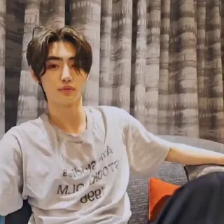 Sticker from ice prince﹐@hy1pe