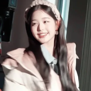 Sticker from ✦ wonyoung by @fancysticks