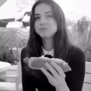 😘 emoji Ana de Armas | @Mads_MikkeIsen | @Ana_Celia_de_Armas_Caso Telegram sticker 10 of 34