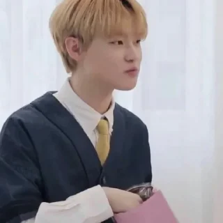 Sticker from ₍ Chenle🏷 ₎ ; @NCTstickers