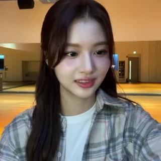 😍 emoji . . SULLYOON @HELM1I Telegram sticker 11 of 50