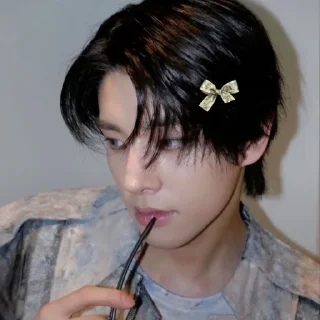 Sticker from ─ ٠﹙ @chrryllee  ︰ Sim Jaeyun