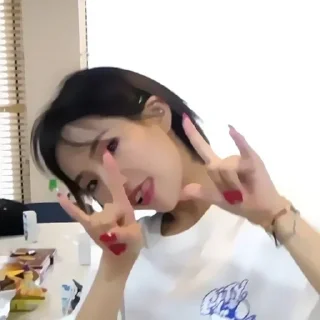 Sticker from ✦ soyeon by @fancysticks