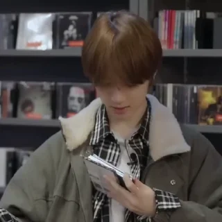 Sticker from Gyu ، @txtpackss