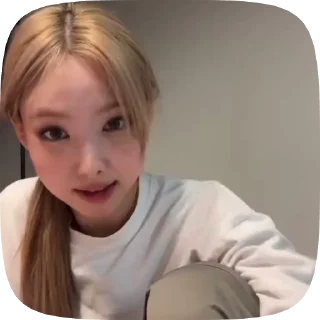 🌟 emoji nayeon @helpfromyunaoo Telegram sticker 8 of 32
