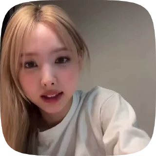 🌟 emoji nayeon @helpfromyunaoo Telegram sticker 24 of 32