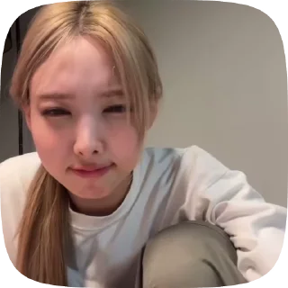🌟 emoji nayeon @helpfromyunaoo Telegram sticker 7 of 32
