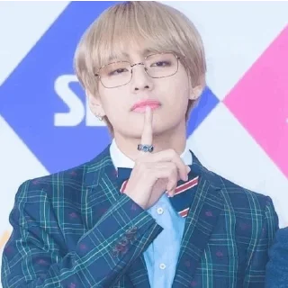 🤫 emoji ᗷTՏᖴᑌᑎ| @BtsUnited 𐂂 Telegram sticker 8 of 79