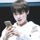 🍓 emoji @WANNAONEIRAN 💕JiHoon💕 Telegram sticker 1 of 65