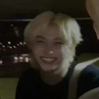 Sticker from мілашкі😭😭
