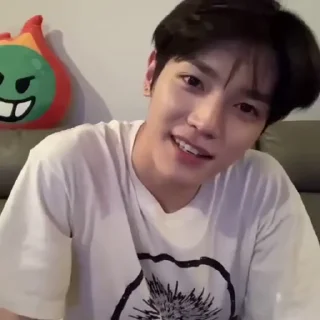 Sticker from — 𝗍𝖺𝖾𝗒𝗈𝗇𝗀 ˓ @xe1trn