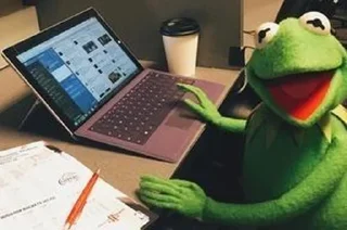 💻 emoji Kermit Telegram sticker 17 of 93