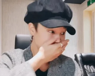🤭 emoji @WithBTS 🤩 Telegram sticker 10 of 50