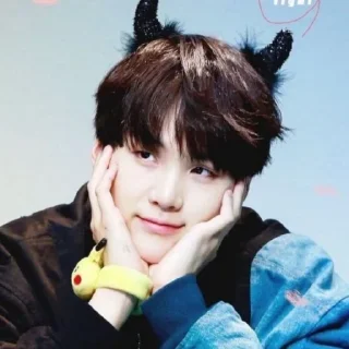🪐 emoji [@btsvideopic]🅢🅤🅖🅐 Telegram sticker 13 of 34