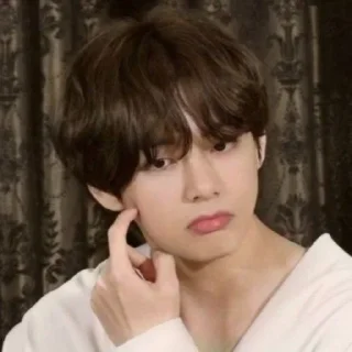 🤔 emoji Taehyung Telegram sticker 16 of 20