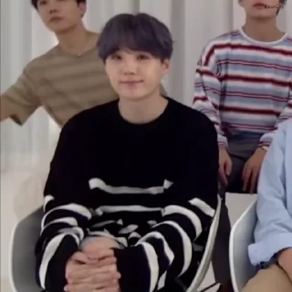 Sticker from kȋt𝗍𝚢﹕‌@zeusgifs