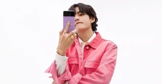 📷 emoji Taehyung Telegram sticker 5 of 20