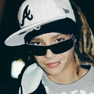 😎 emoji Tom Kaulitz ❤️‍🔥 Telegram sticker 10 of 59