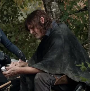 Sticker from Daryl Dixon ⨾ @Besidethedyingfire